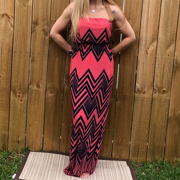 CC Boutique Dresses & Skirts - Strapless Maxi Long Dress